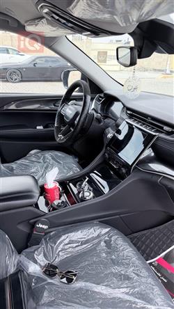 جیپ گراند شیرۆکی